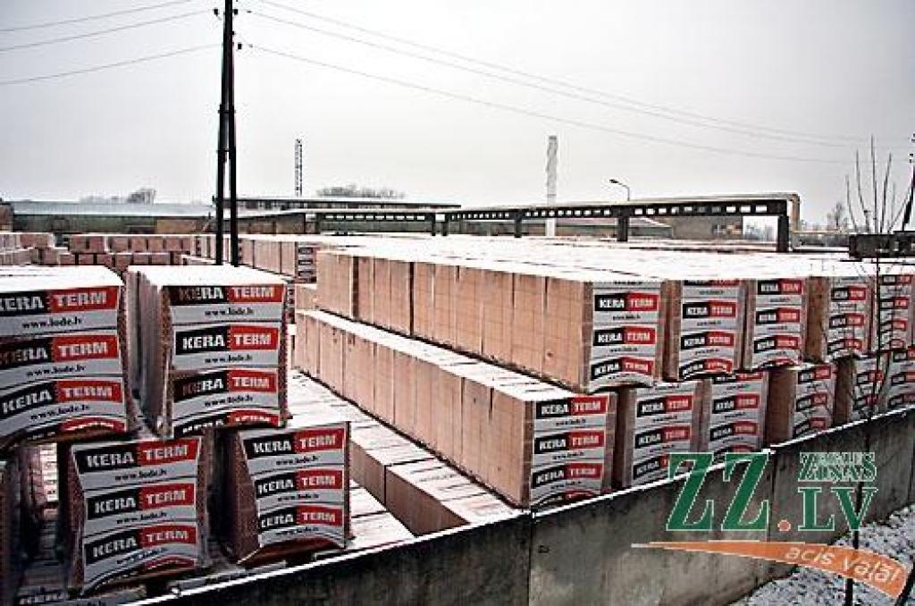 Produkcijas saražots daudz, tagad jācenšas atrast jaunus noieta tirgus...
Autors: Krišjānis Grantiņš.