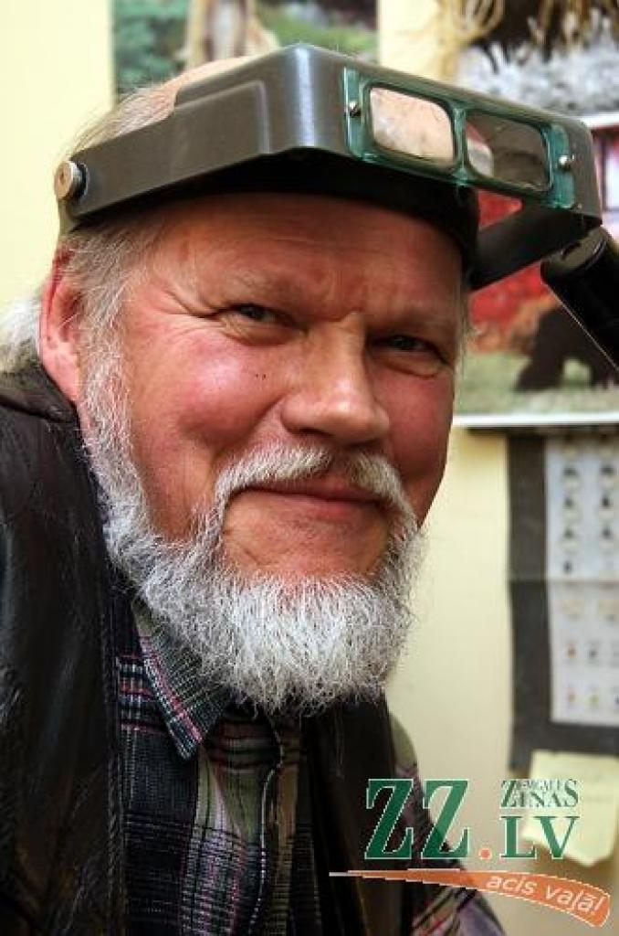 Juvelieris, gravieris Mārtiņš Karols atradis sev darbu, kas reizē ir arī hobijs.
Autors: Krišjānis Grantiņš.