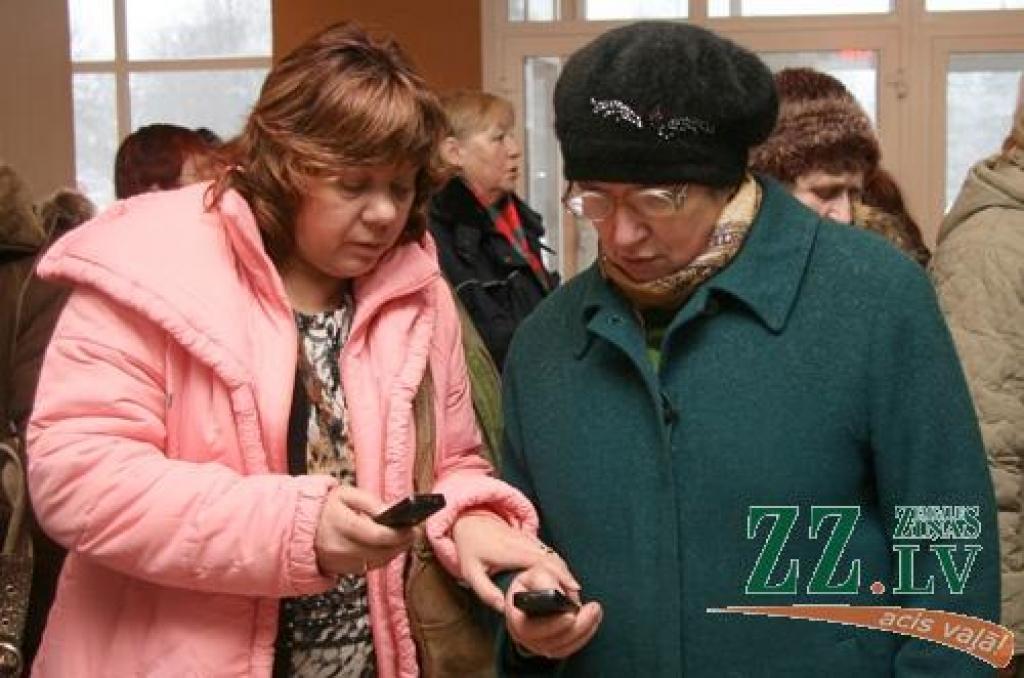 Tiek izmēģināts jaunais biļešu iegādes veids.
Autors: Inga Karlinska.