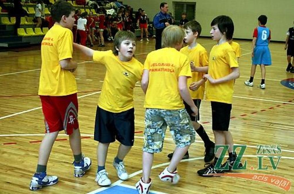 Autors: Agris Samcovs.