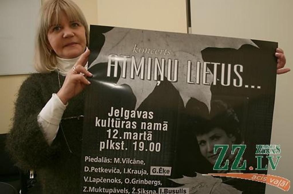 Koncerta rīkotāja Noras Bumbieres māsa Māra Zustrupa stāsta, ka šogad programmā būs iekļautas retāk dzirdētas Raimonda Paula dziesmas.
Autors: Agris Samcovs.