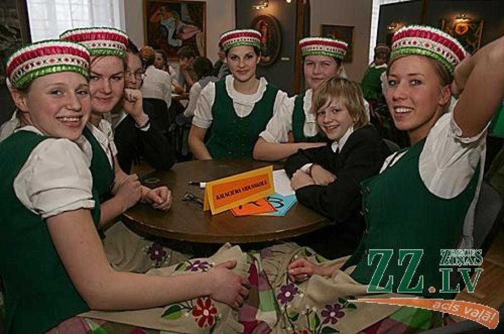 Vieni no lielākajiem konkursa veiksminiekiem - Kalnciema vidusskolas komanda.
Autors: Agris Samcovs.