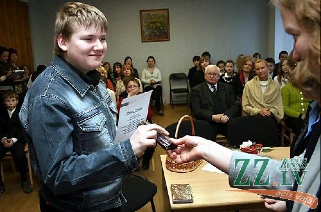 Jelgavnieks Dāvis Beitlers otrajā grupā ieguva pirmās vietas diplomu.
Autors: Agris Samcovs.