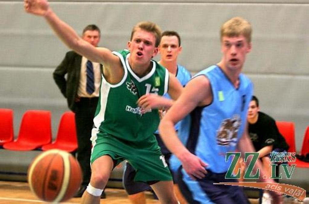 Autors: Agris Samcovs.