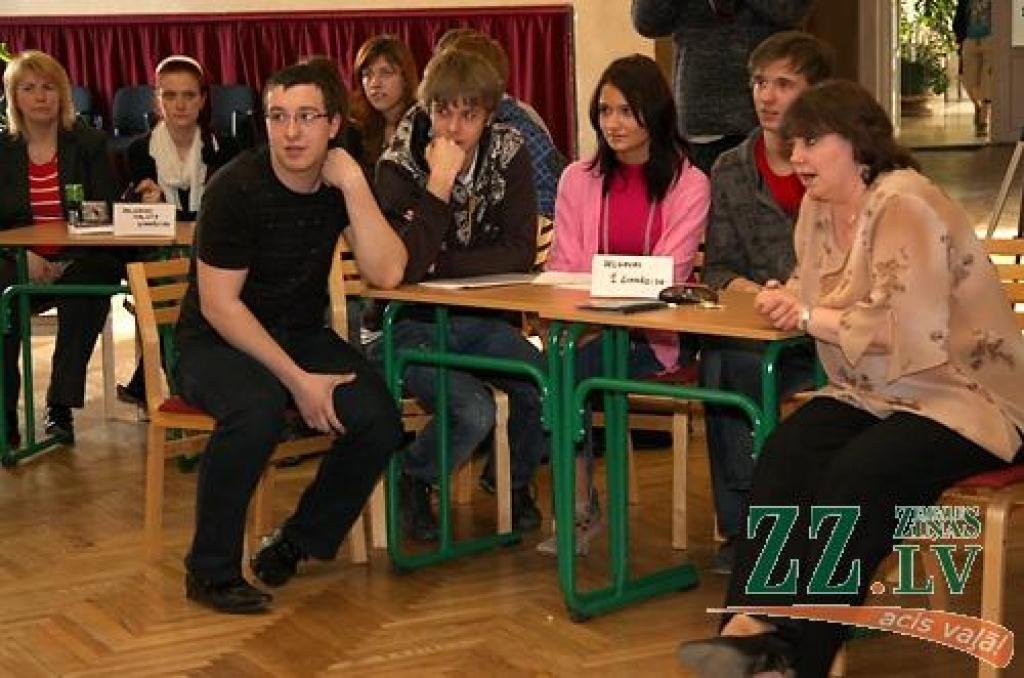 Uz tikšanos pēc gada šajā pašā vietā! - tā var teikt Jelgavas 1.ģimnāzijas komanda.
Autors: Krišjānis Grantiņš.