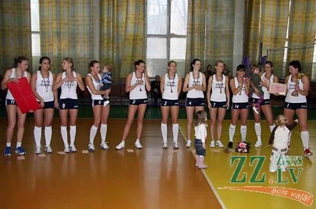 Latvijas nacionālā čempionāta volejbolā sievietēm uzvarētājas - «Jelgava/LU».
Autors: Krišjānis Grantiņš.