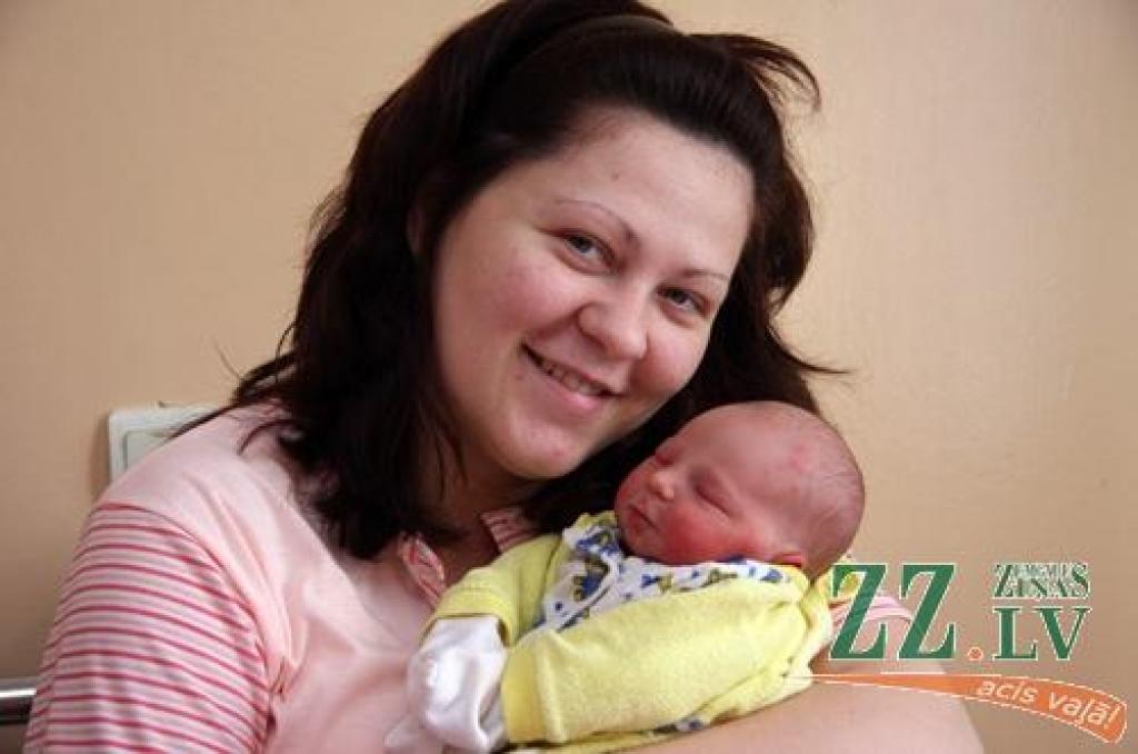 Irina Greidāne ar meitiņu Alīnu.
Autors: Krišjānis Grantiņš.