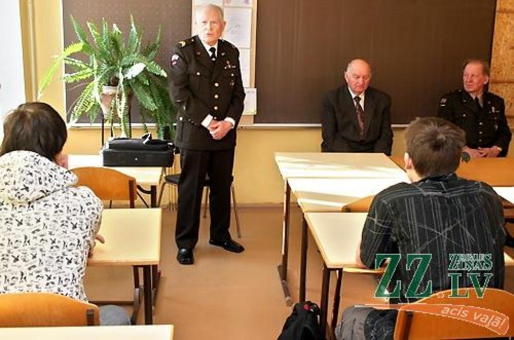 Autors: Agris Samcovs.