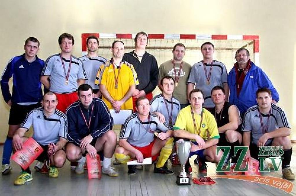 Jelgavas pirmā futzāla turnīra uzvarētāji.
Autors: Krišjānis Grantiņš.