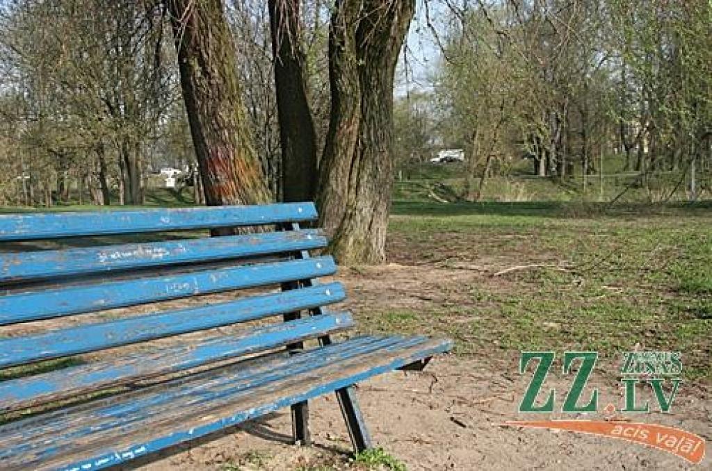 Iespējams, arī Pasta sala šovasar kļūs dzīvīgāka, un tur pulcēsies ne vien pastaigu cienītāji, bet arī tirgotāji.
Autors: Inga Karlinska.