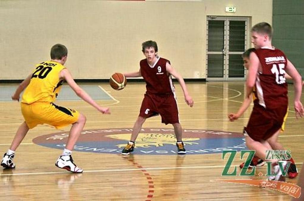 Mirklis no «Zemgale/BJSS» spēles pret viesiem no Polijas - «Pomerania'95».
Autors: Agris Samcovs.