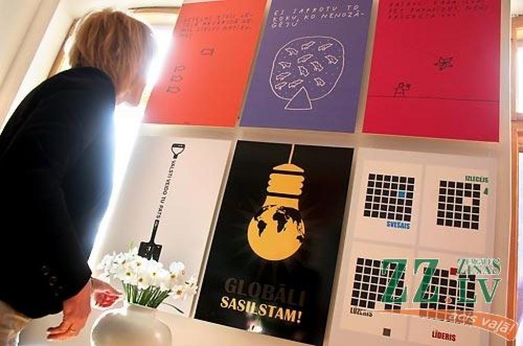 Galerijā «Suņa taka» līdz 21.maijam apskatāma plakātu mākslinieku apvienības «Suņa sirds» darbu izstāde. Māra Branča recenziju par izstādi lasiet trešdienas, 6.maija, «Zemgales Ziņās».
