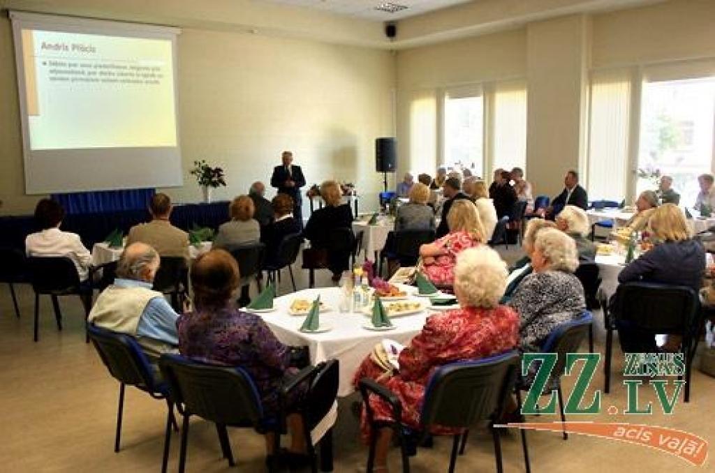 Autors: Agris Samcovs.