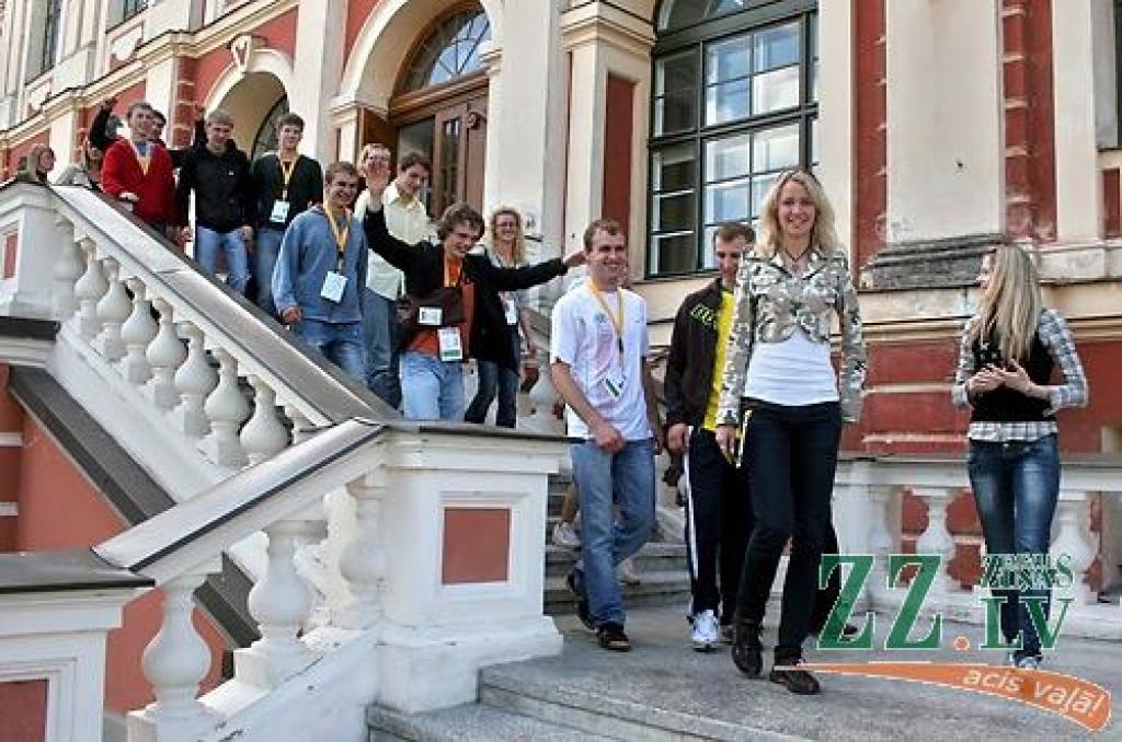 Tikko akreditējusies Viļņas Gedimina tehniskās universitātes komanda ir noskaņota cīņai par medaļām.
Autors: Agris Samcovs.