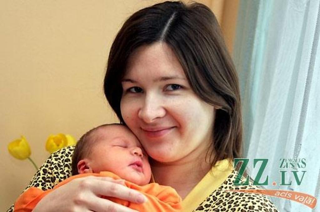 Solvita Jekociņa ar meitiņu Evu.
Autors: Agris Samcovs.