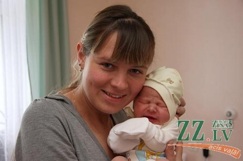 Agnija Tāluma ar dēlu Tanelu Danielu.
Autors: Krišjānis Grantiņš.