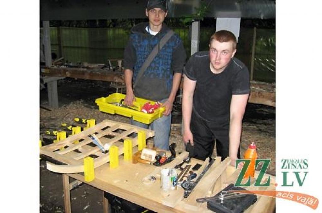 Autors: No Jelgavas Amatniecības vidusskolas arhīva.