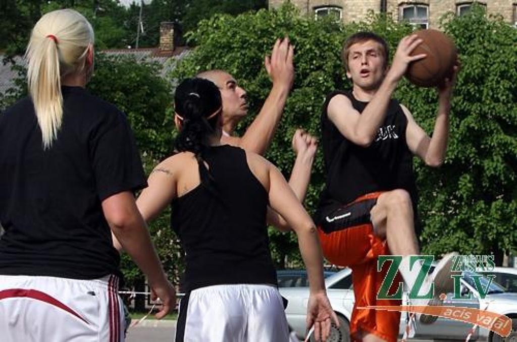 Autors: Krišjānis Grantiņš.