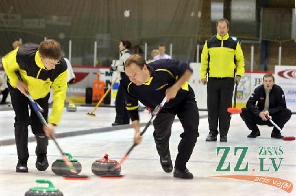 Autors: Agris Samcovs. 