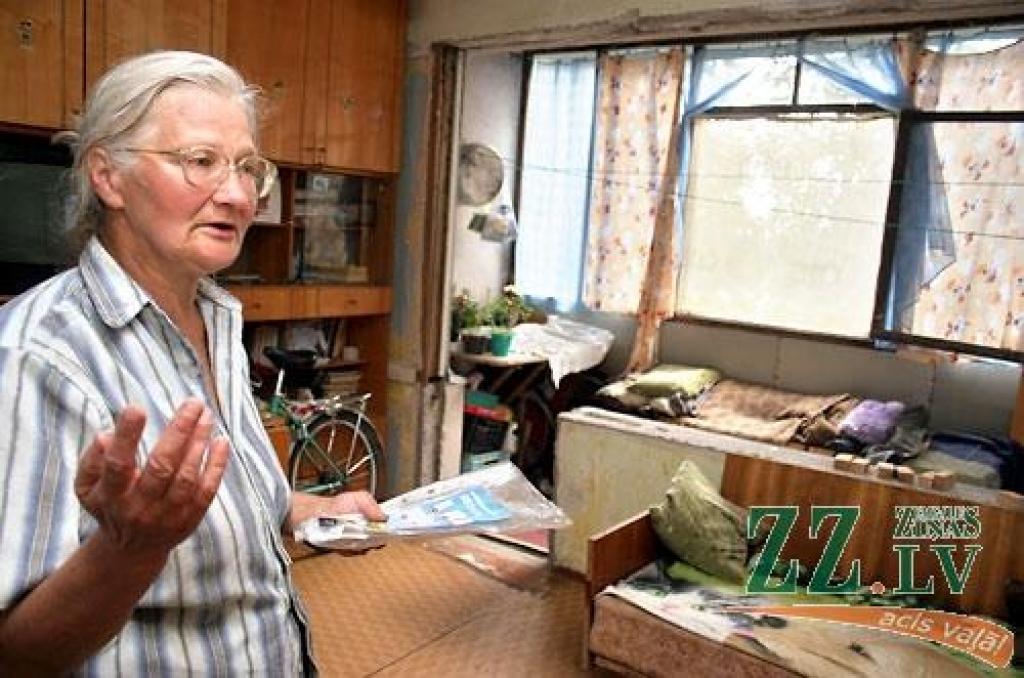 Istaba bez logiem - tāda ir jelgavnieces Ilzes Dreimanes pieredze pēc «sadarbības» ar SIA «Serand».
Autors: Agris Samcovs.