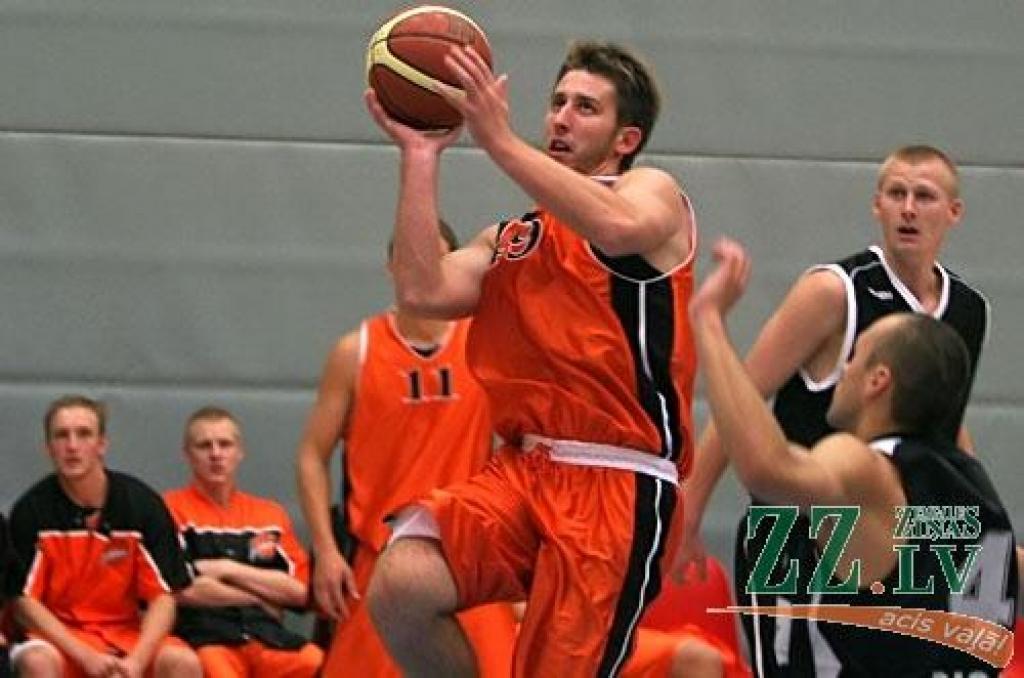 Autors: Agris Samcovs.