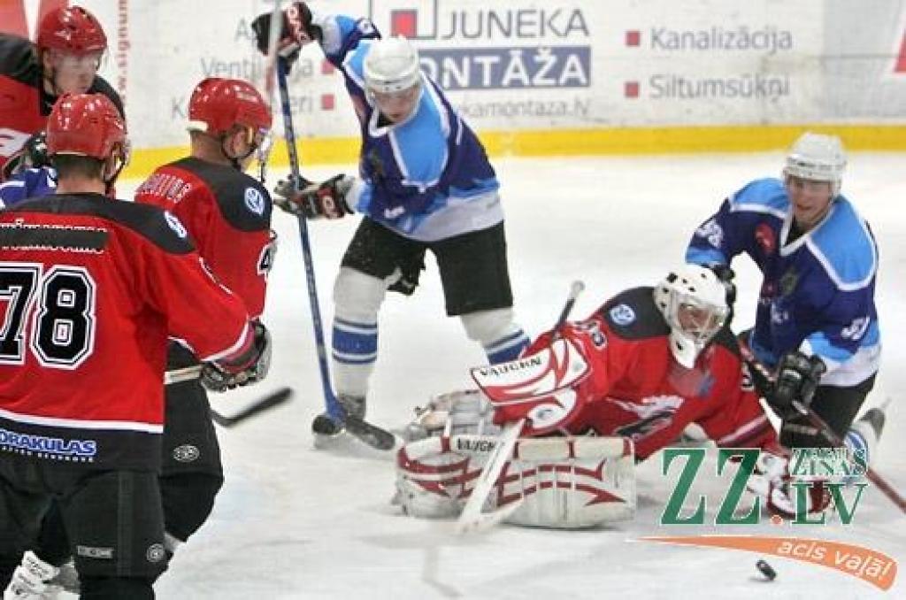 Autors: Agris Samcovs. 