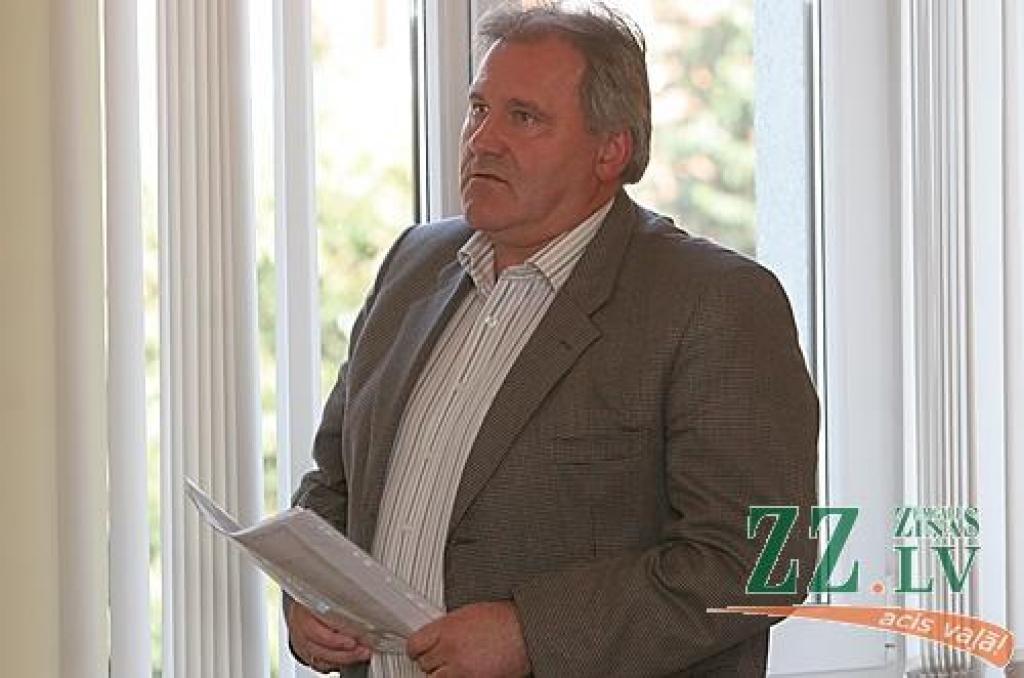 Autors: Agris Samcovs.