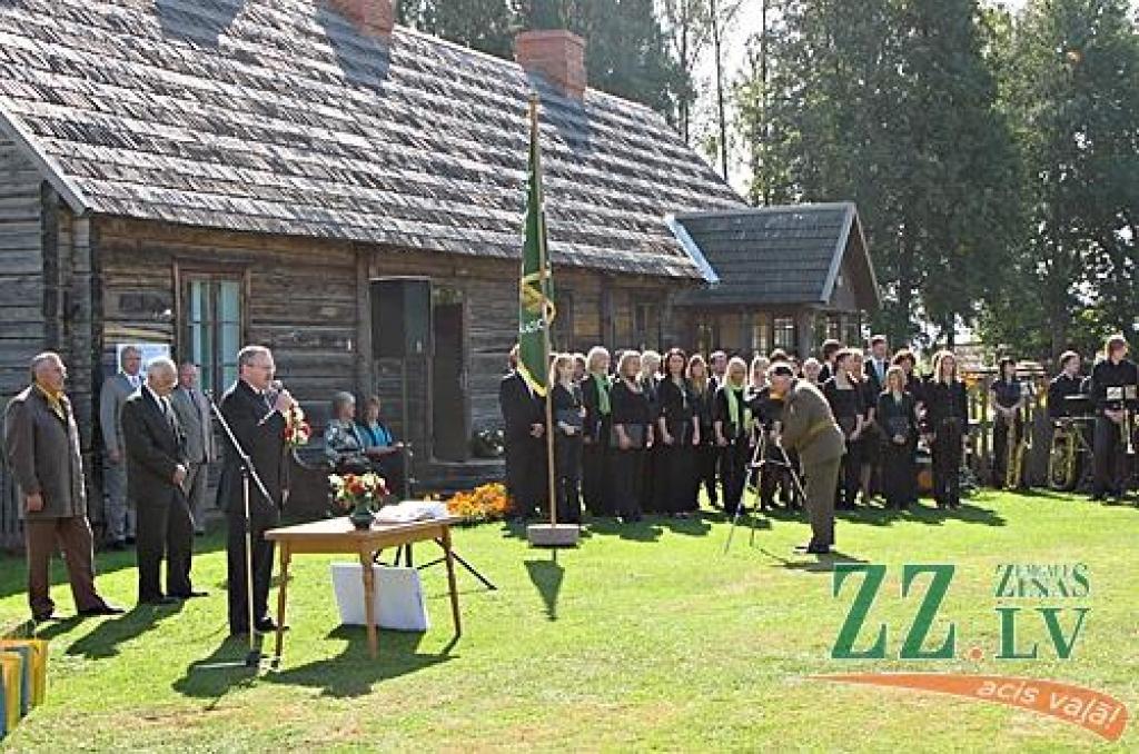 Autors: Lāsma Antoneviča.