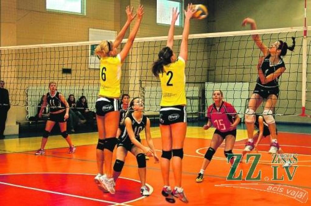 Autors: Agris Samcovs.