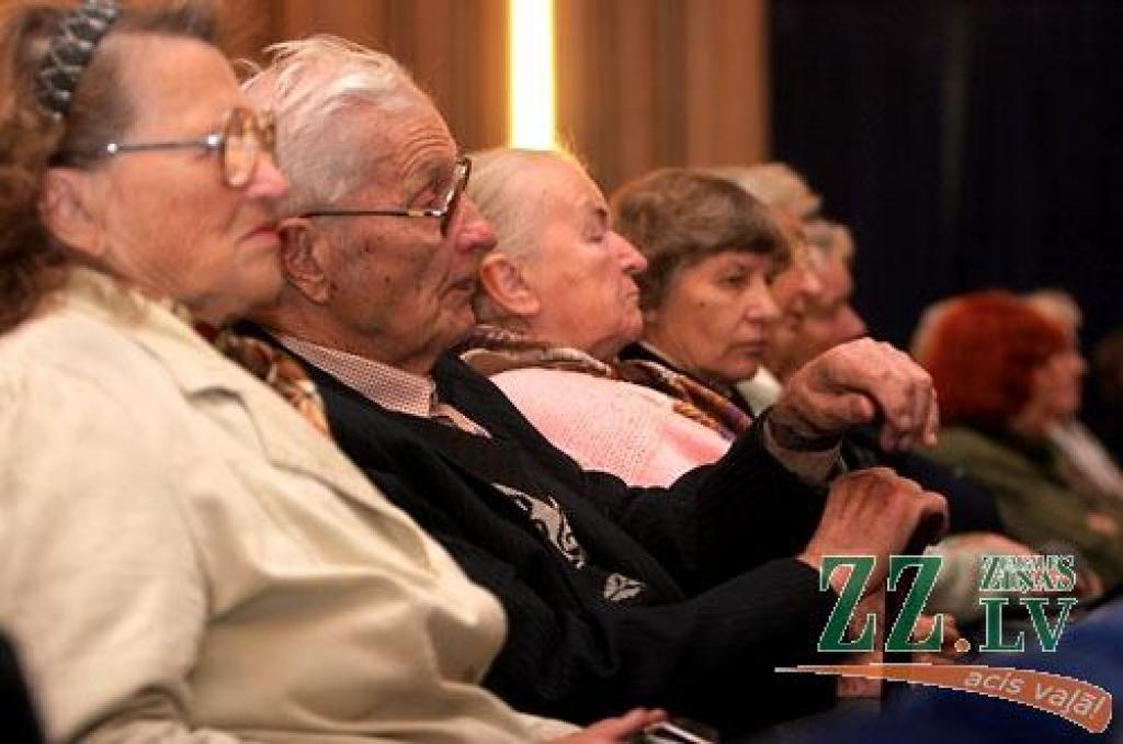 Autors: Agris Samcovs.