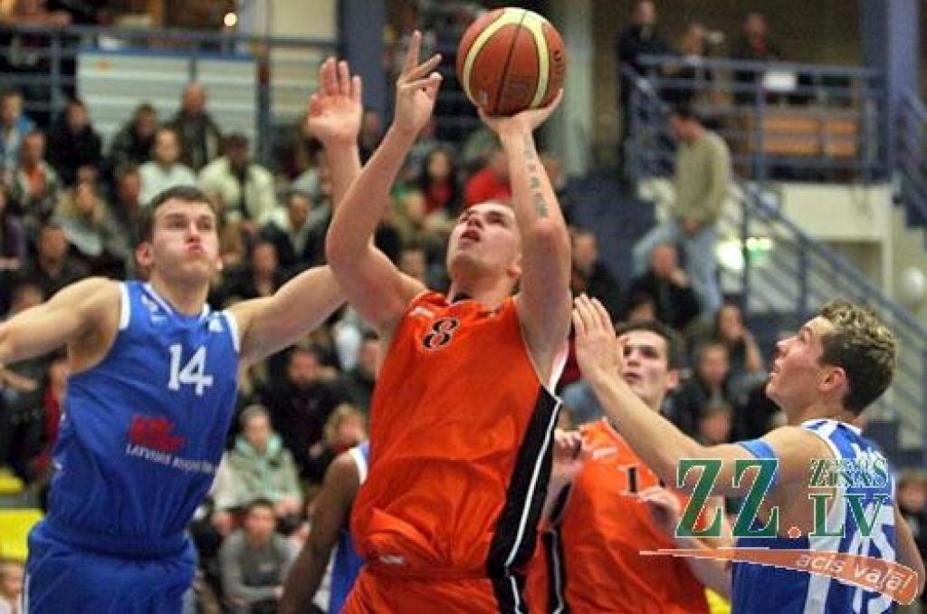 Autors: Agris Samcovs.