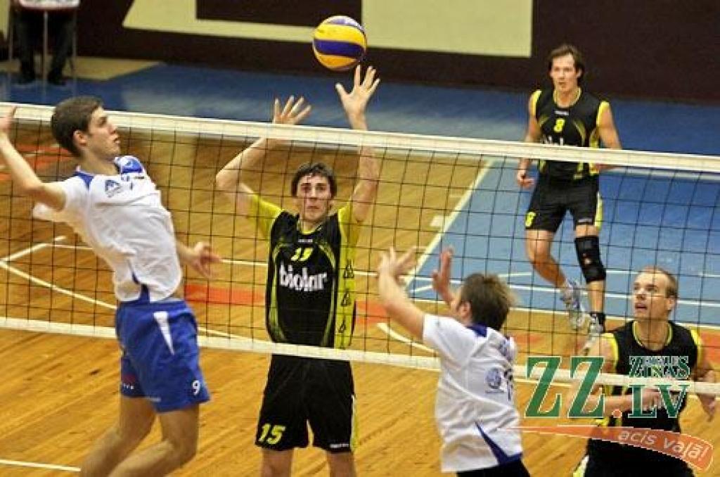 Autors: Agris Samcovs.