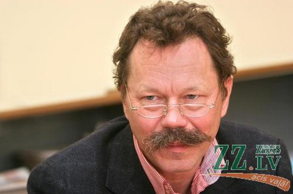 Inženieris Latvijas Lauksaimniecības universitātes Pārtikas tehnoloģijas fakultātes absolvents Artis Paegle uzskata, ka šis ir jaunu iespēju laiks.
Autors: Agris Samcovs.