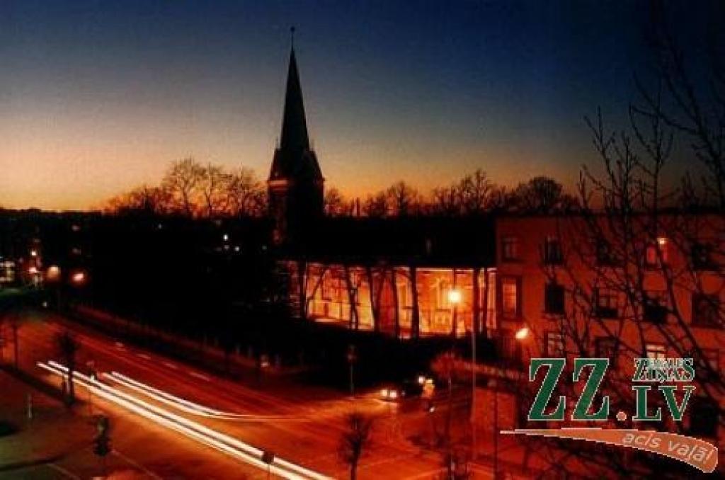 Ziemassvētku dievkalpojumi Jelgavas baznīcās 24., 25. un 26.decembrī.


24.decembrī - Ziemassvētku vakarā:

Sv.Annas katedrālē plkst.16; 18
Sv.Jāņa baznīcā plkst.18
Salgales baznīcā plkst.16
Kalnciema – Klīves baznīcā plkst.14
Zaļenieku...
Autors: www.zz.lv, «Zemgales Ziņas»