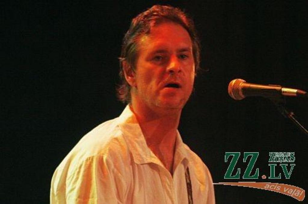 Attēls no cita «Līvu» koncerta atgādina, ka Ainars Virga bieži mēdz būt šādā «formā».
Autors: ZZ arhīva foto