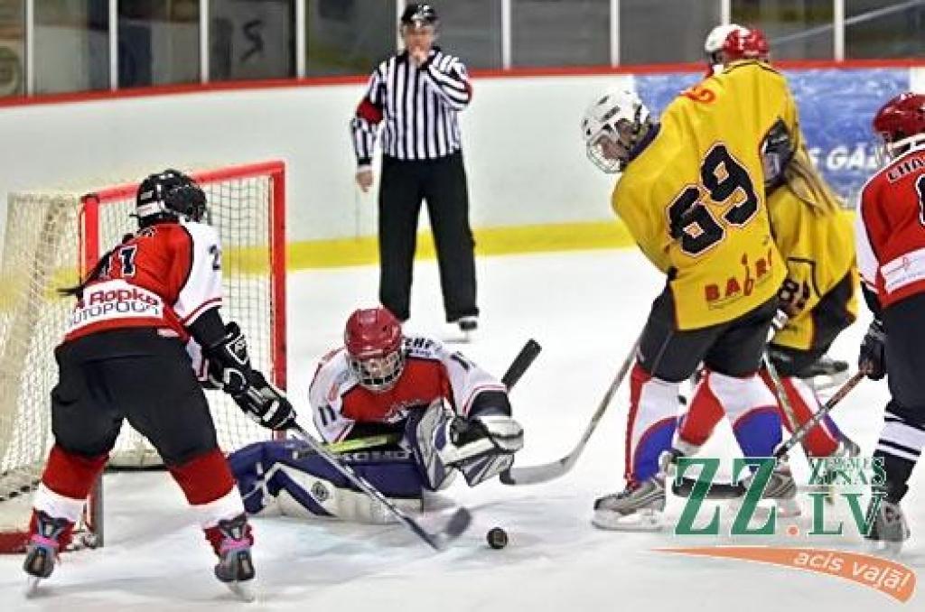 Ar 69.numuru centrā Lelde Hartmane
Autors: Agris Samcovs