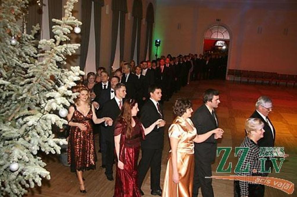 Kādā no iepriekšējām ballēm.
Autors: ZZ arhīva foto