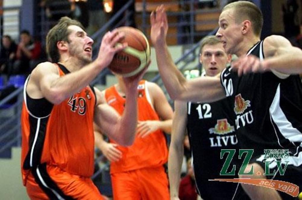 Autors: Agris Samcovs.