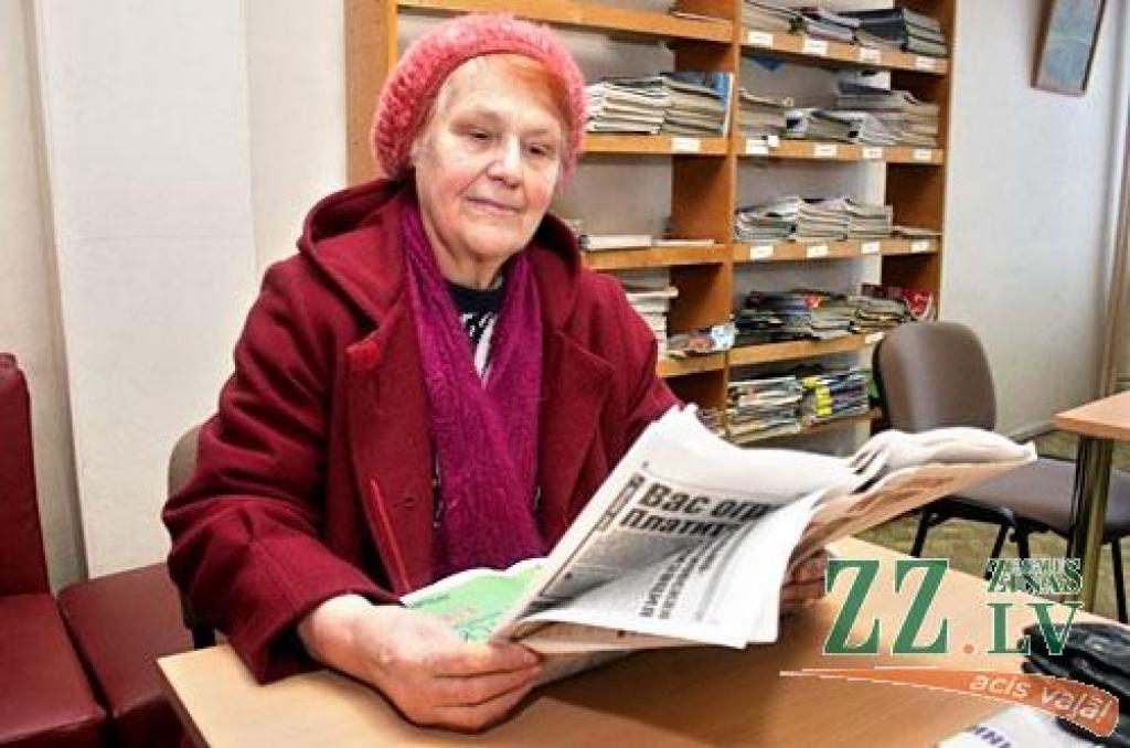 «Es nemaz nespētu dzīvot bez bibliotēkas, kur pieejams viss, kas interesē,» atzīst Pārlielupes grāmatu krātuves apmeklētāja Ņina. Arī viņu tāpat kā daudzus citus pilsētnieku ekonomiskā krīze spiež biežāk iegriezties bibliotēkā.
Autors: Agris Samcovs
