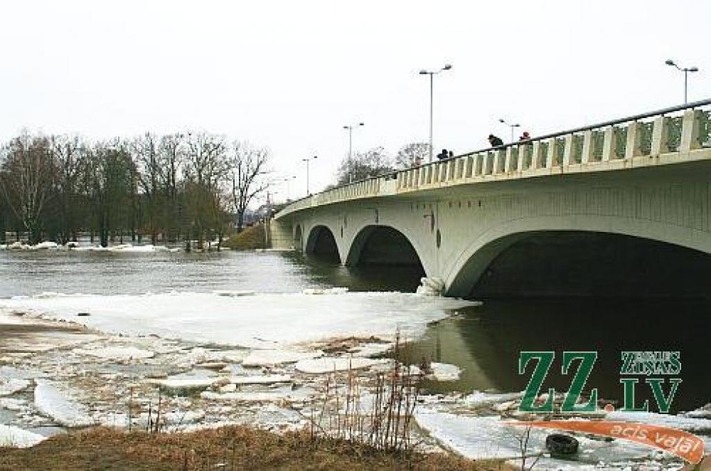 Autors: Jānis Stundiņš