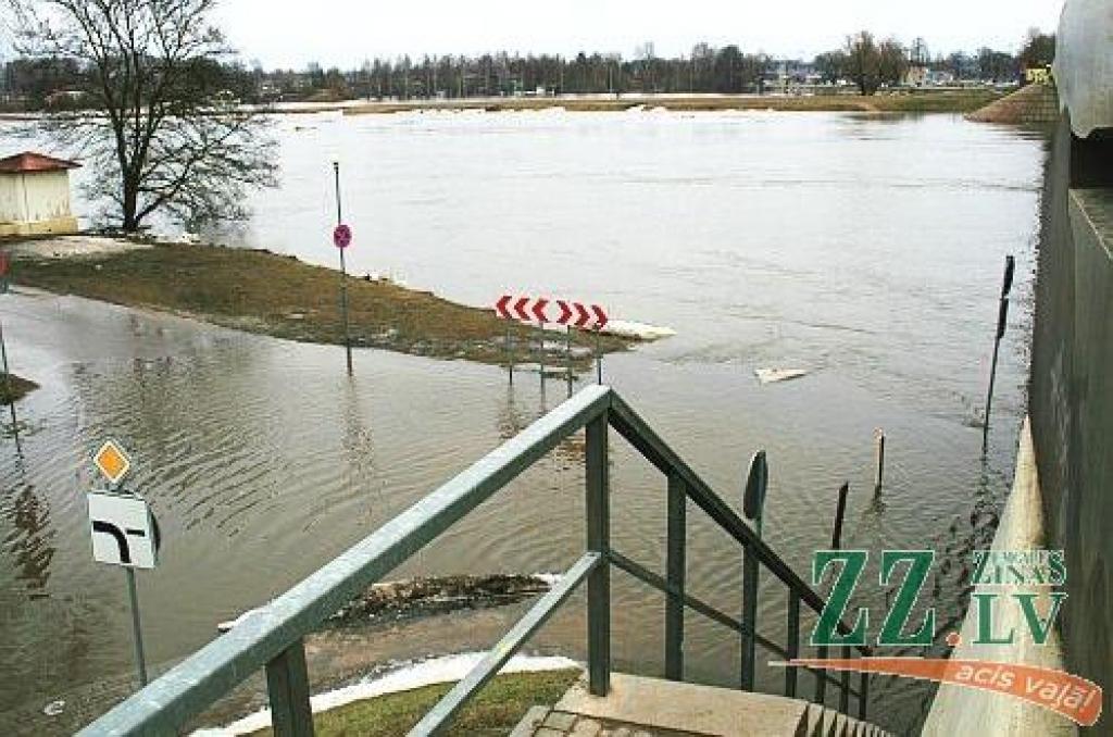 Autors: Jānis Stundiņš