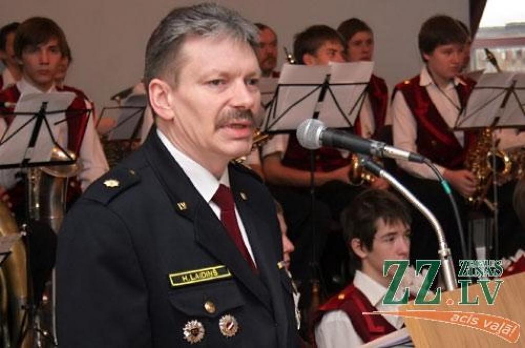 Valsts policijas Zemgales reģiona pārvaldes priekšnieks Haralds Laidiņš policistu svētkos decembrī.
Autors: Agris Samcovs