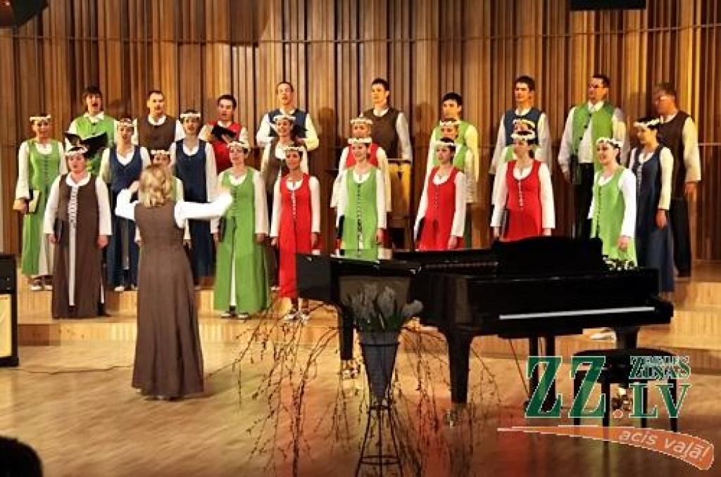 17.aprīlī Jelgavas 4.vidusskolā notika apvienota pilsētas koru skate un Jelgavas un Ozolnieku novadu koru skate. Fotogalerijā piedāvājam nelielu ieskatu tās norisē un iespaidos.

«Mūsu kori vienmēr strādājuši nopietni, ko apliecina arī šīs...