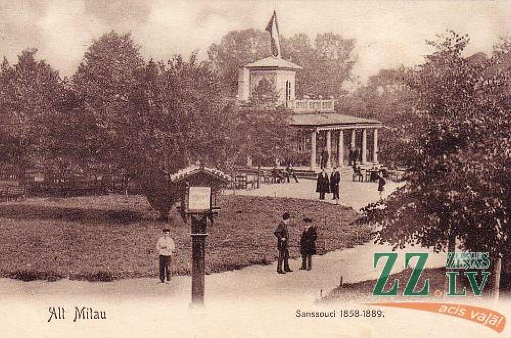 Kaut arī paviljona ēka Jelgavas pils parkā mūsdienās zināma kā LLU Studentu kluba mājvieta, bet tā būvēta kā restorāns. Vecajā attēlā redzam, ka arī agrāk ap to vietu atradies restorāns ar kolonnu terasi - tas bija «Sans Souci» (franču...