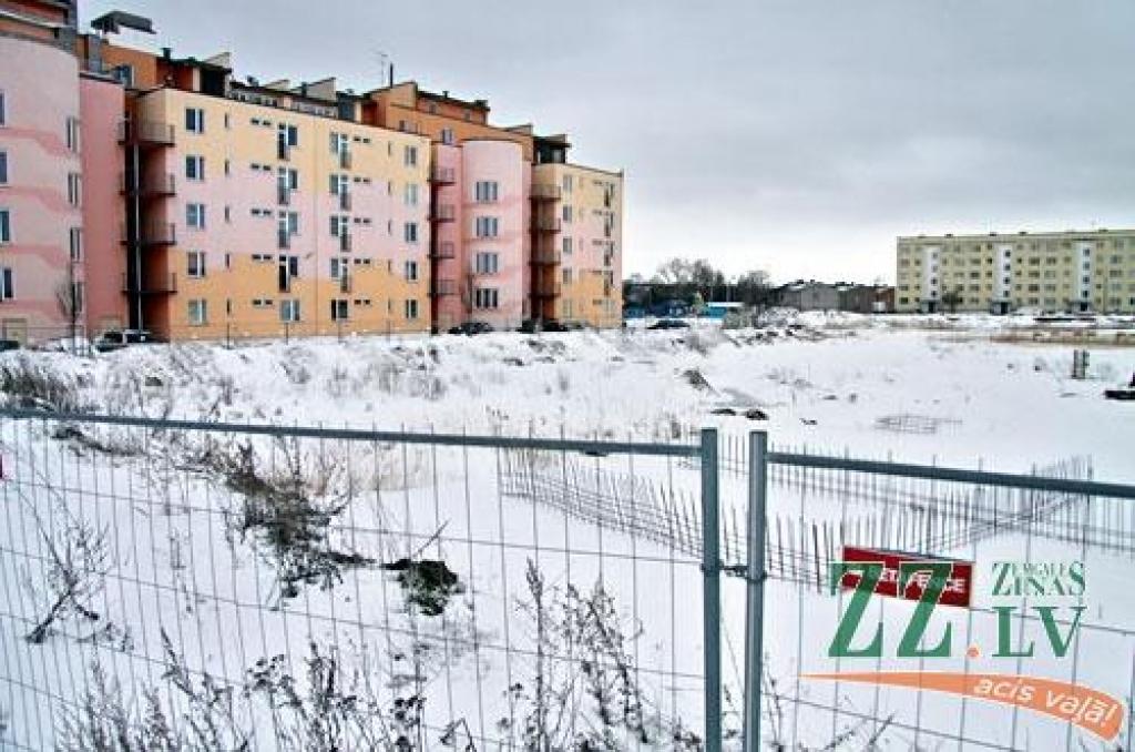 Gadalaiki mainās, bet projekts netiek īstenots un arī iemaksāto klienti pagaidām neatgūst.
Autors: Agris Samcovs