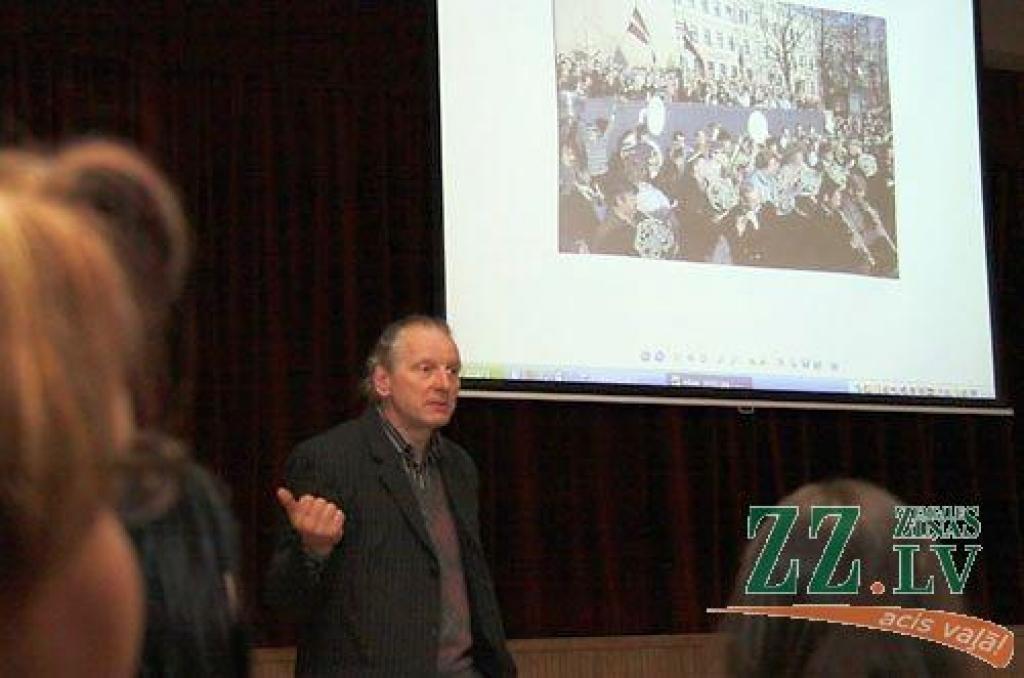 Autors: Maira Dudareva