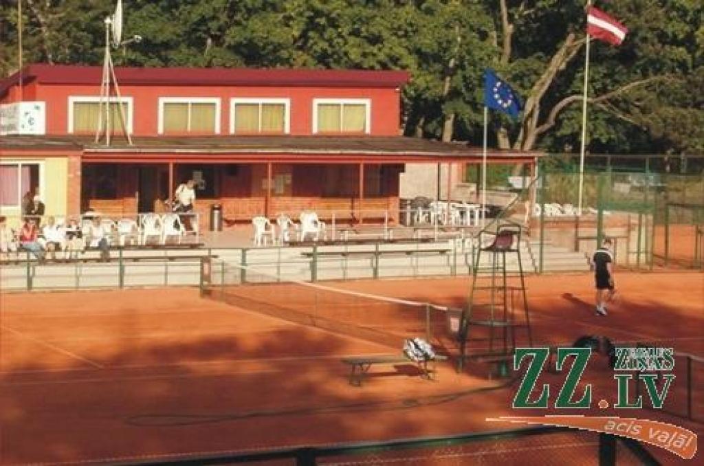 Sacensību vieta - Liepājas Tenisa sporta skolas korti.
Autors: no tennis.liepaja.lv