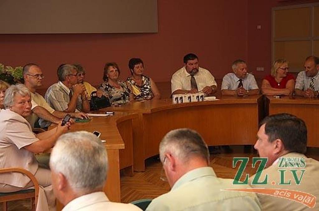 Jelgavas novada Domes sēdē.
Autors: no ZZ arhīva