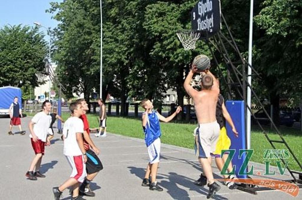 Autors: Agris Samcovs