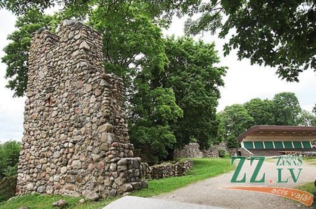 Livonijas ordeņa pilsdrupas – Pilssalā iecienīta vieta brīvdabas izrādēm un pasākumiem.
Autors: Gatis Bogdanovs
